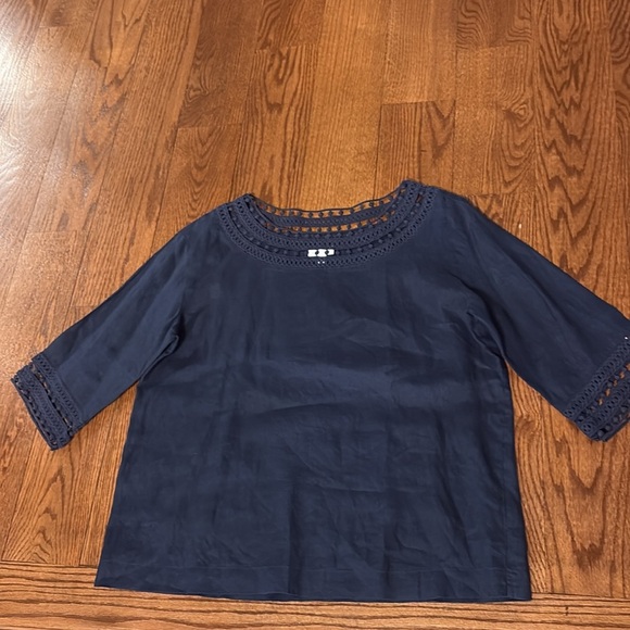 J. Jill love linen navy blue 3/4 Sleeve Blouse crochet trim relaxed fit boxy M - Picture 10 of 10